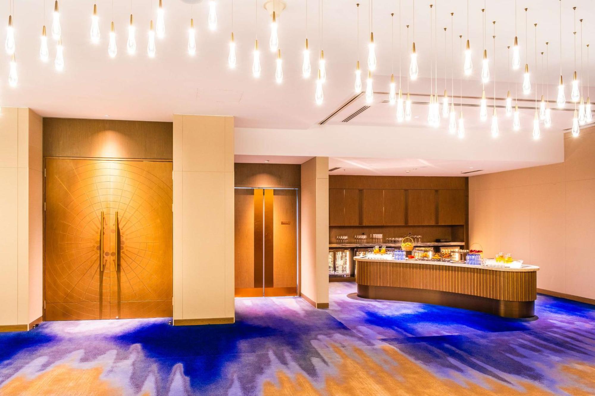 Hilton Kinshasa Otel Dış mekan fotoğraf