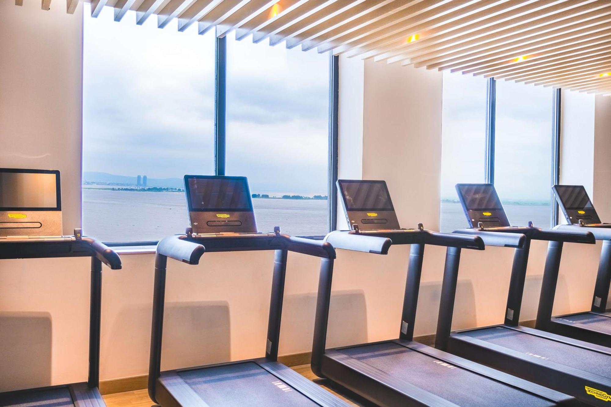 Hilton Kinshasa Otel Dış mekan fotoğraf