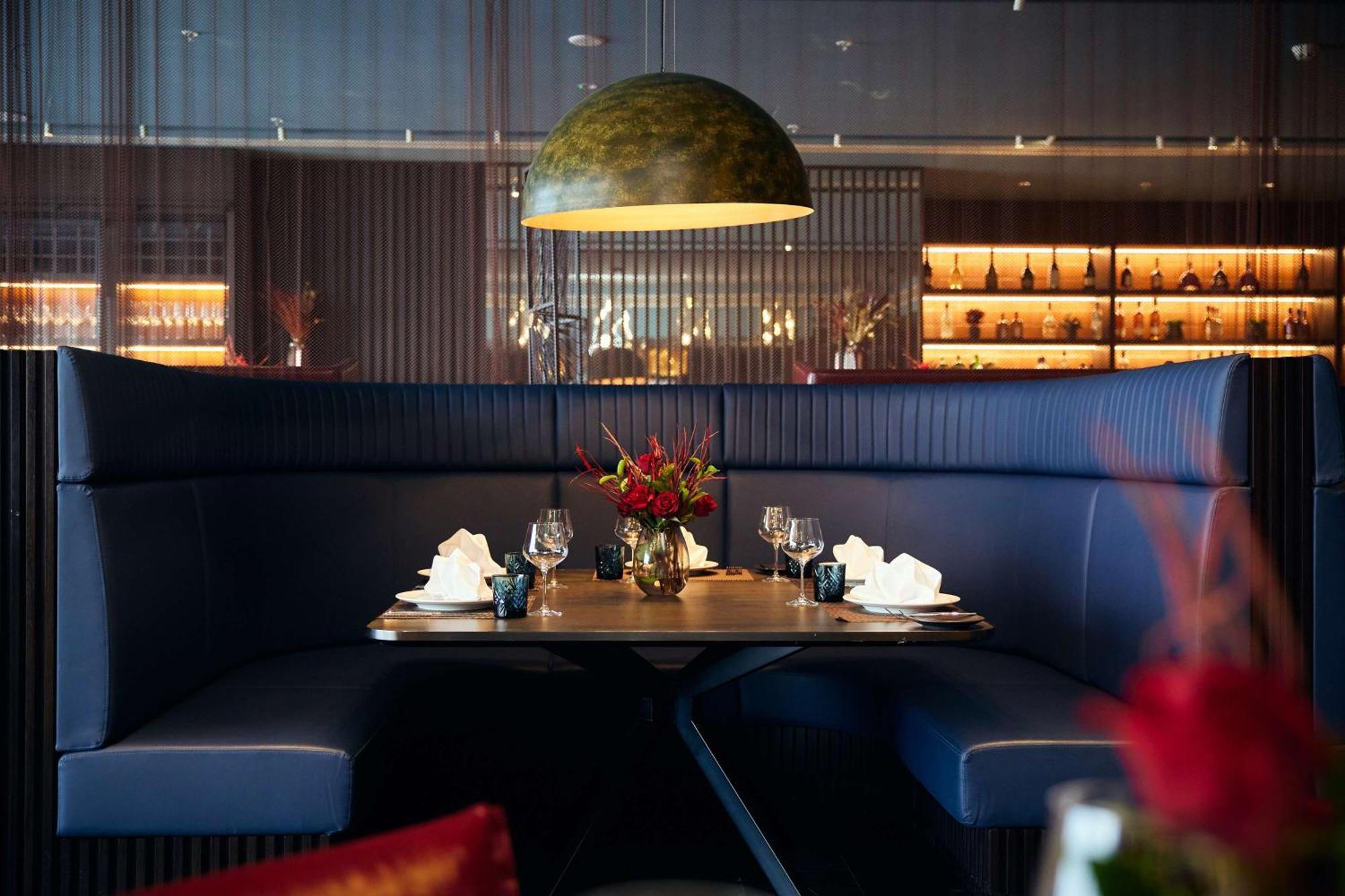 Hilton Kinshasa Otel Dış mekan fotoğraf
